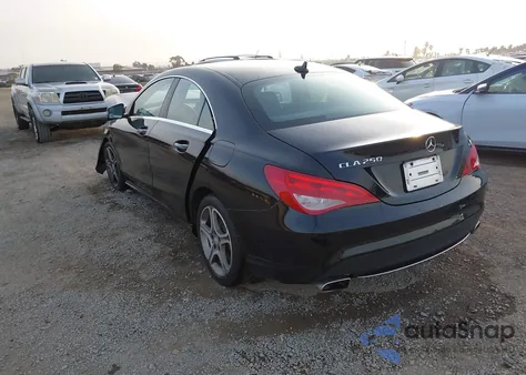 2014 Mercedes-Benz Cla 250 z USA, uszkodzony, nr VIN WDDSJ4EB0EN045964